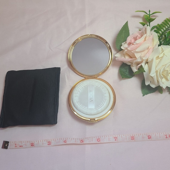 Vtg Vicci Gold Compact 💛🌴 - Picture 2 of 7